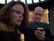 extant_StarTrek_VOY_6x03-BargeOfTheDead_01655.jpg