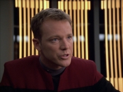 extant_StarTrek_VOY_6x03-BargeOfTheDead_01676.jpg