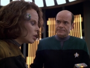 extant_StarTrek_VOY_6x03-BargeOfTheDead_01681.jpg