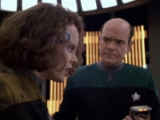 extant_StarTrek_VOY_6x03-BargeOfTheDead_01684.jpg