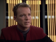 extant_StarTrek_VOY_6x03-BargeOfTheDead_01686.jpg