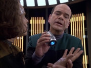 extant_StarTrek_VOY_6x03-BargeOfTheDead_01701.jpg