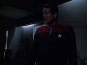 Filename=extant_StarTrek_VOY_6x03-BargeOfTheDead_01761.jpg
Filesize=124KiB
Dimensions=1200x900
Date added=Dec 27, 2019 extant_StarTrek_VOY_6x03-BargeOfTheDead_01761.jpg