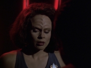 extant_StarTrek_VOY_6x03-BargeOfTheDead_01797.jpg