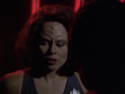 extant_StarTrek_VOY_6x03-BargeOfTheDead_01805.jpg