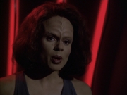 extant_StarTrek_VOY_6x03-BargeOfTheDead_01829.jpg