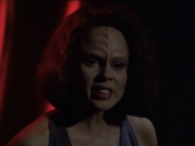 extant_StarTrek_VOY_6x03-BargeOfTheDead_01852.jpg