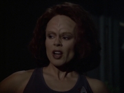 extant_StarTrek_VOY_6x03-BargeOfTheDead_01865.jpg