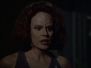 extant_StarTrek_VOY_6x03-BargeOfTheDead_01868.jpg