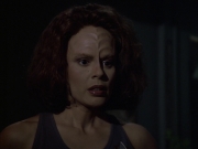 extant_StarTrek_VOY_6x03-BargeOfTheDead_01869.jpg