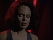 extant_StarTrek_VOY_6x03-BargeOfTheDead_01921.jpg