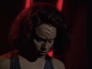 extant_StarTrek_VOY_6x03-BargeOfTheDead_01923.jpg