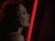 extant_StarTrek_VOY_6x03-BargeOfTheDead_01928.jpg