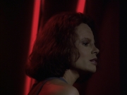 extant_StarTrek_VOY_6x03-BargeOfTheDead_01930.jpg