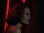 extant_StarTrek_VOY_6x03-BargeOfTheDead_01935.jpg