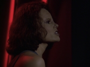extant_StarTrek_VOY_6x03-BargeOfTheDead_01942.jpg