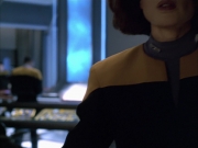 extant_StarTrek_VOY_6x03-BargeOfTheDead_01985.jpg