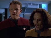 extant_StarTrek_VOY_6x03-BargeOfTheDead_02029.jpg