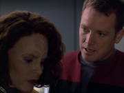 extant_StarTrek_VOY_6x03-BargeOfTheDead_02120.jpg