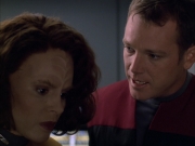 extant_StarTrek_VOY_6x03-BargeOfTheDead_02122.jpg
