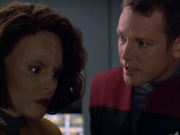 extant_StarTrek_VOY_6x03-BargeOfTheDead_02128.jpg