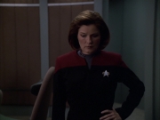 extant_StarTrek_VOY_6x03-BargeOfTheDead_02139.jpg