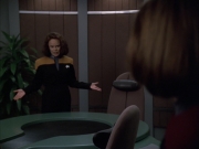 extant_StarTrek_VOY_6x03-BargeOfTheDead_02149.jpg