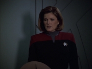 extant_StarTrek_VOY_6x03-BargeOfTheDead_02153.jpg