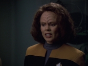 extant_StarTrek_VOY_6x03-BargeOfTheDead_02203.jpg