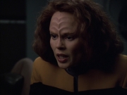 extant_StarTrek_VOY_6x03-BargeOfTheDead_02208.jpg