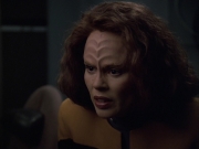 extant_StarTrek_VOY_6x03-BargeOfTheDead_02210.jpg