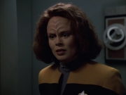 extant_StarTrek_VOY_6x03-BargeOfTheDead_02262.jpg