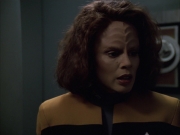extant_StarTrek_VOY_6x03-BargeOfTheDead_02272.jpg
