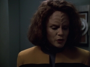 extant_StarTrek_VOY_6x03-BargeOfTheDead_02279.jpg