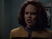 extant_StarTrek_VOY_6x03-BargeOfTheDead_02292.jpg