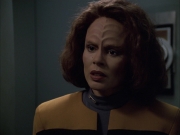 extant_StarTrek_VOY_6x03-BargeOfTheDead_02298.jpg