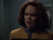extant_StarTrek_VOY_6x03-BargeOfTheDead_02307.jpg