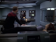 extant_StarTrek_VOY_6x03-BargeOfTheDead_02378.jpg