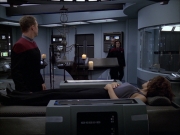 extant_StarTrek_VOY_6x03-BargeOfTheDead_02383.jpg