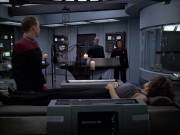 extant_StarTrek_VOY_6x03-BargeOfTheDead_02385.jpg