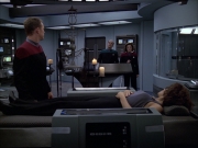 extant_StarTrek_VOY_6x03-BargeOfTheDead_02386.jpg