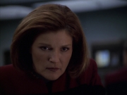 extant_StarTrek_VOY_6x03-BargeOfTheDead_02416.jpg