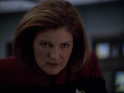 extant_StarTrek_VOY_6x03-BargeOfTheDead_02424.jpg