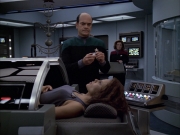 extant_StarTrek_VOY_6x03-BargeOfTheDead_02436.jpg