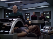 extant_StarTrek_VOY_6x03-BargeOfTheDead_02444.jpg