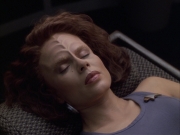 extant_StarTrek_VOY_6x03-BargeOfTheDead_02498.jpg