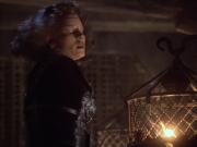 extant_StarTrek_VOY_6x03-BargeOfTheDead_02699.jpg