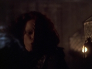 extant_StarTrek_VOY_6x03-BargeOfTheDead_02713.jpg