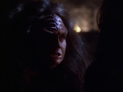 extant_StarTrek_VOY_6x03-BargeOfTheDead_02720.jpg