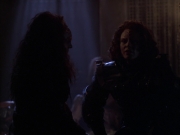 extant_StarTrek_VOY_6x03-BargeOfTheDead_02755.jpg